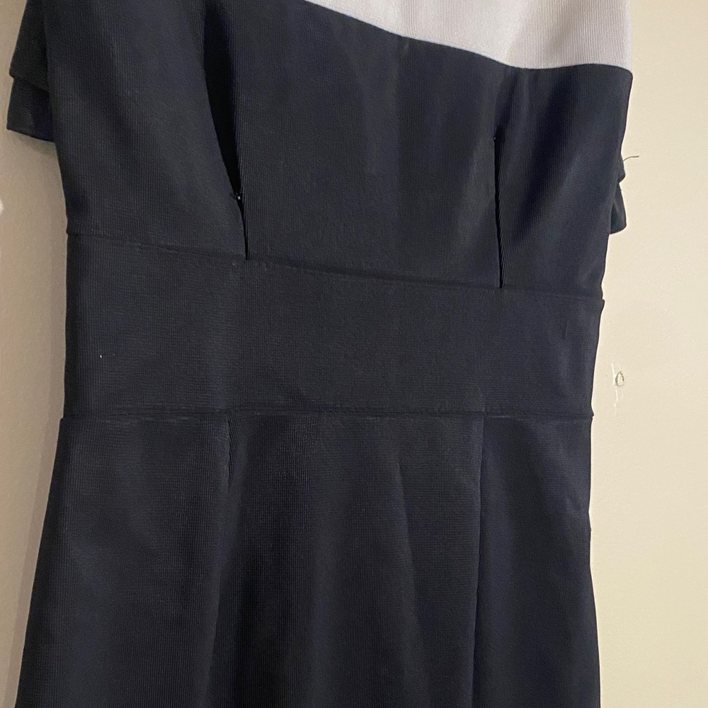 QED London Black & Cream Colorblock Ruffle Sheath Dress | Small - Picture 6 of 15